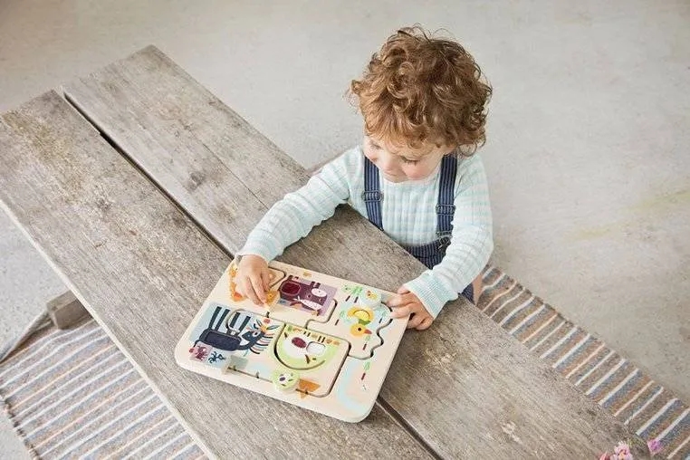 Labirynt sensoryczny: odkryj radość i rozwój dla Twojego dziecka