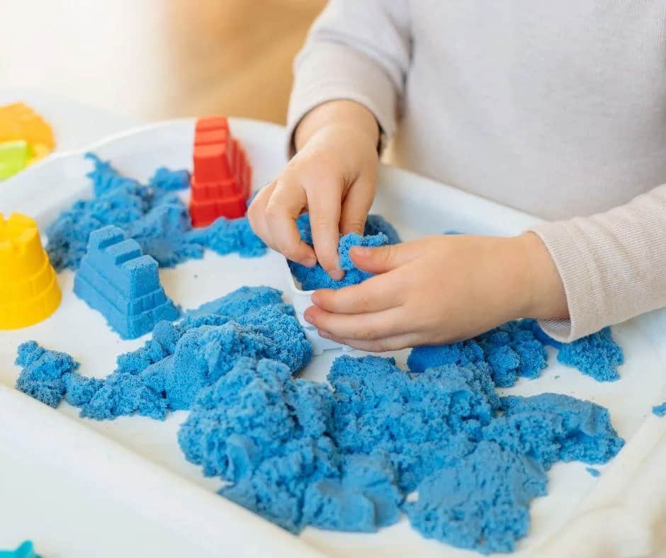 Integracja sensoryczna: jak zrozumieć problemy i poprawić funkcjonowanie