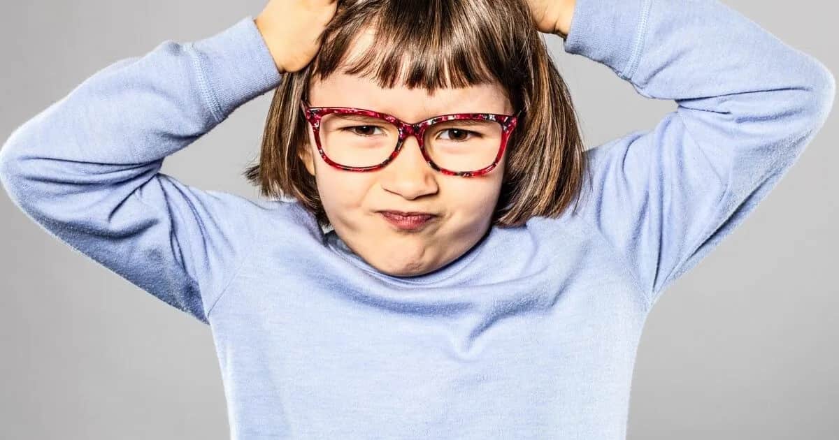 Jak pomóc dziecku z tikami - skuteczne sposoby na ulgę i wsparcie